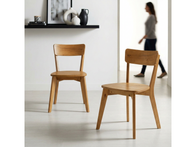2 cadeiras de madeira com acabamento acetinado natural em cera / coleção scandian